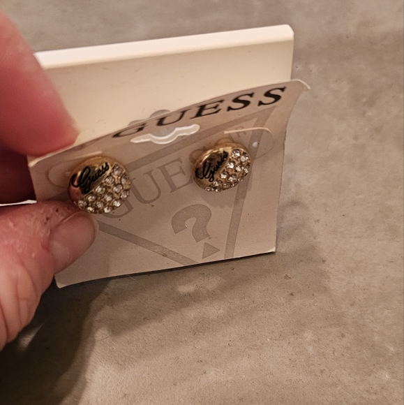 Guess earrings possibly vintage? - Picture 2 of 3